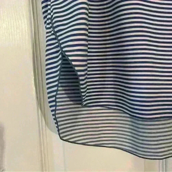 Ann Taylor Sleeveless Top - Picture 3 of 4